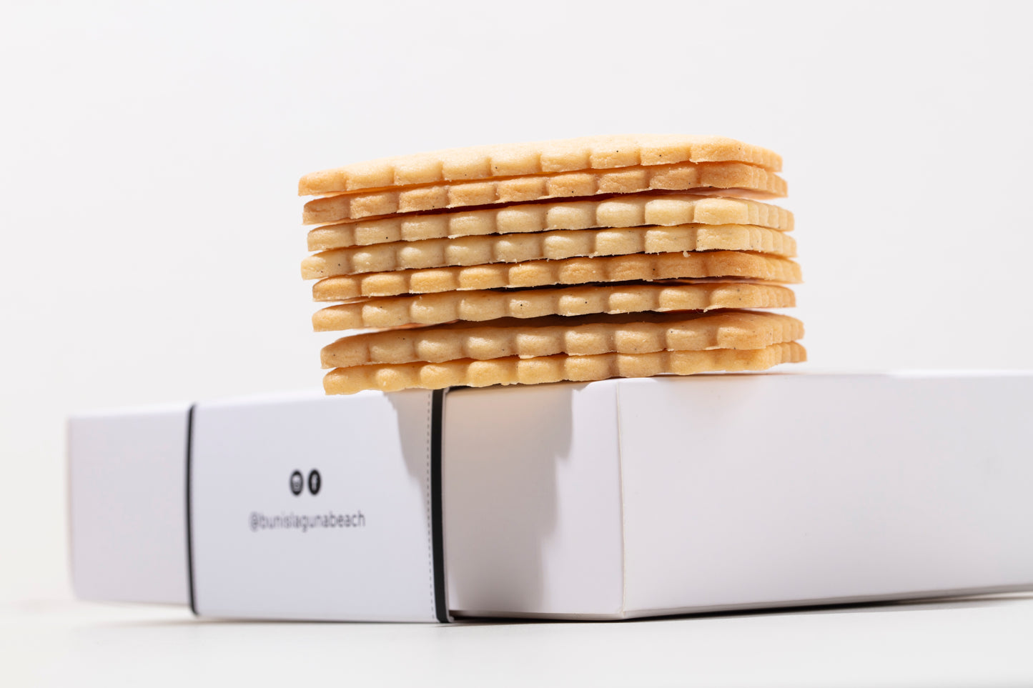 Large Box • 18 cookies